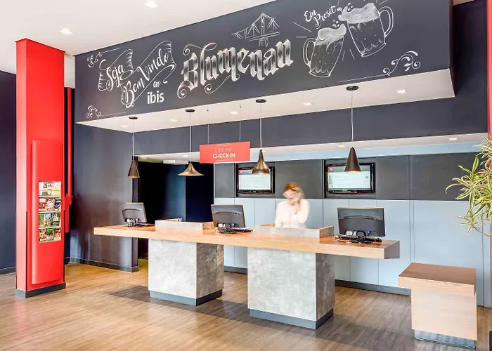 Ibis BlumenauHotel Em